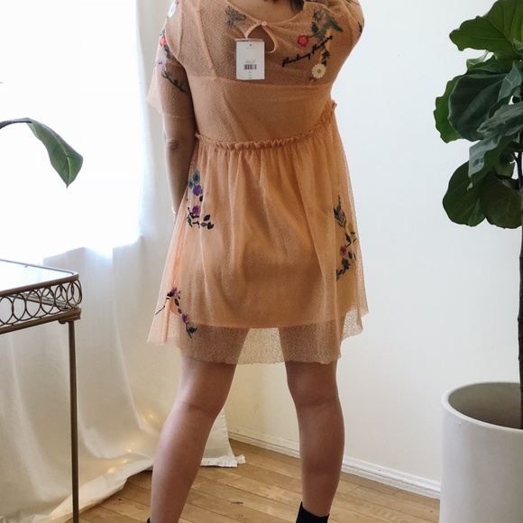 Topshop Petite Floral Lace Skater Dress - Picture 3 of 3